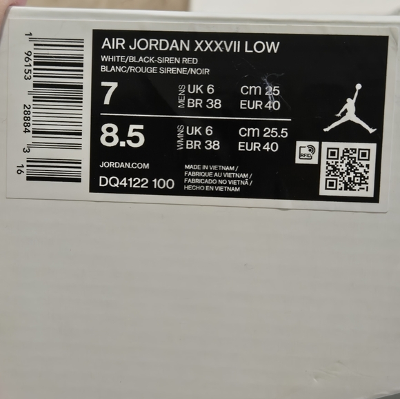 Air Jordan XXXVII Low - Picture 2 of 4